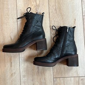 Franco Sarto lace up ankle boots. Black crinkle leather. Zip side, lace up